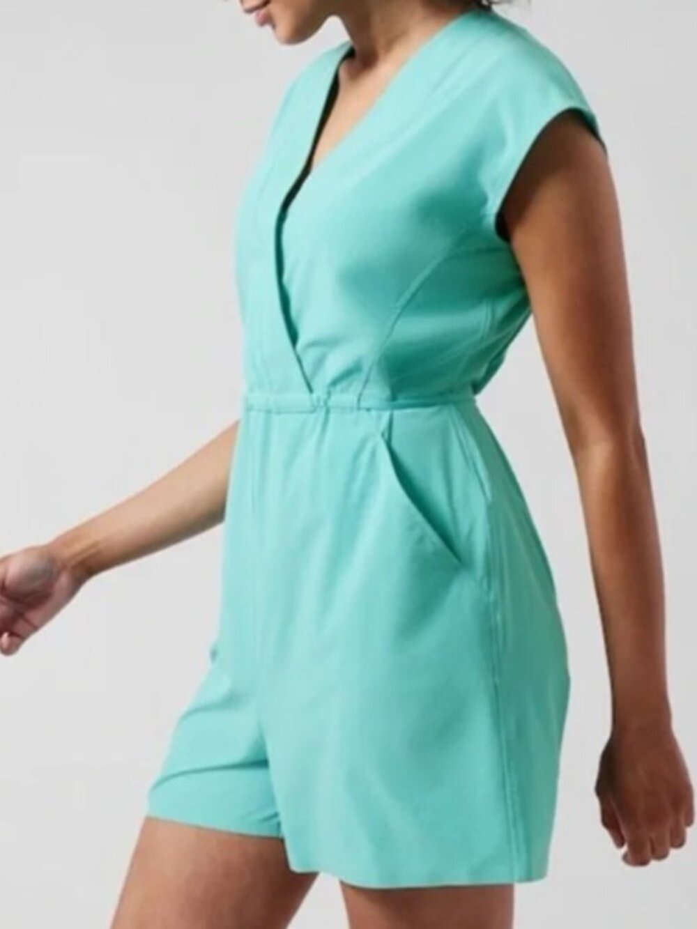 Athleisure Sporty Resort-wear Athleta Marlow Romper Gulf Green Women's size XL